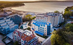 Хотел Елица